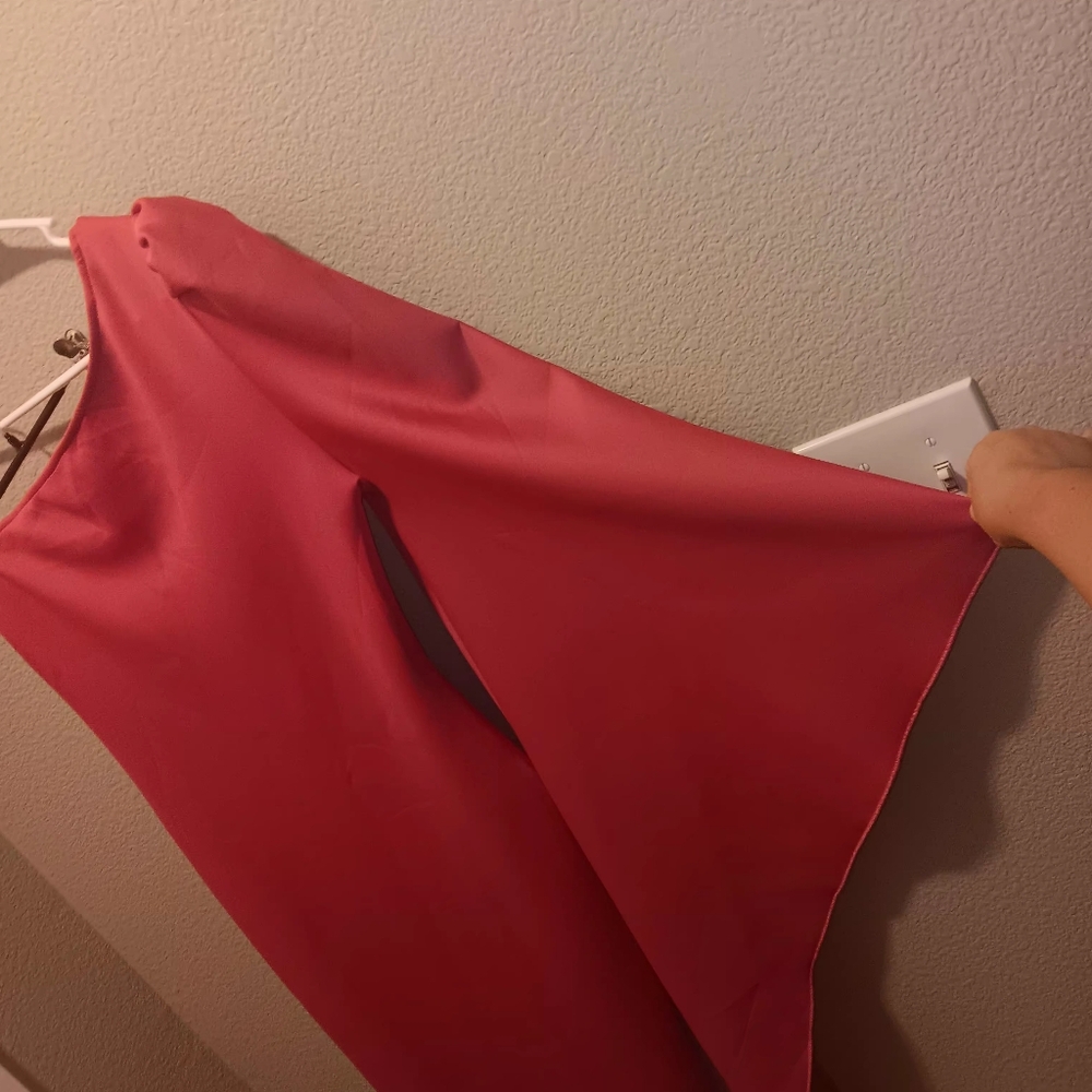 Elegant Pink One-Shoulder Dress - Picture 3 of 5